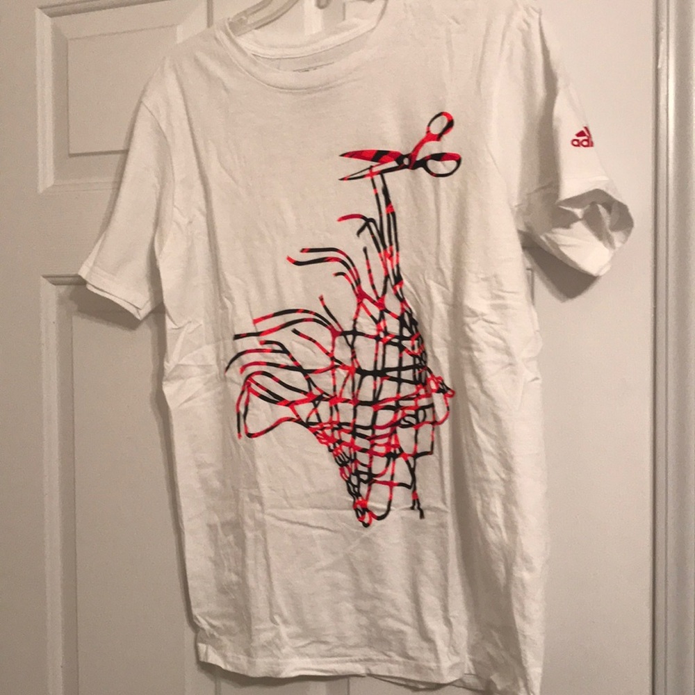 Adidas T-shirt